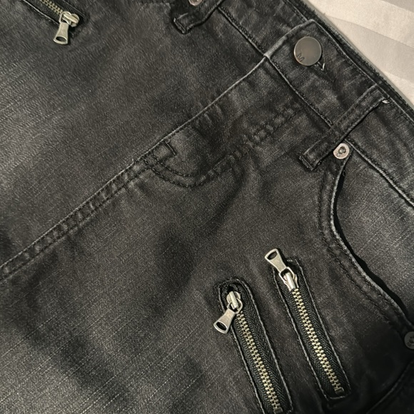 Mossimo Black Denim Mini Skirt Size 00 - Picture 3 of 4